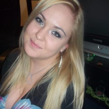 Profil de Liona, 30 ans, Pute Monaco à Saint-Léger-du-Gennetey