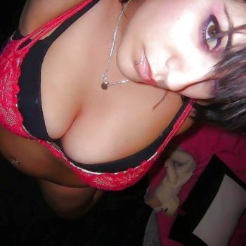 Profil de Emma, 29 ans, Pute Monaco à Lignorelles