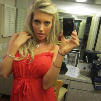 Profil de Nora, 36 ans, Pute Monaco à Raismes